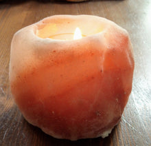 Charger l'image dans la galerie, Bougeoir en cristal de sel de l'Himalaya, 100% naturel