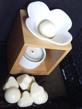 Charger l'image dans la galerie, Lot de 4 sphères fondants parfumées. Fragrances au choix