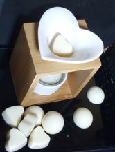 Charger l'image dans la galerie, Lot de 8 coeurs fondants parfumés. Fragrances au choix